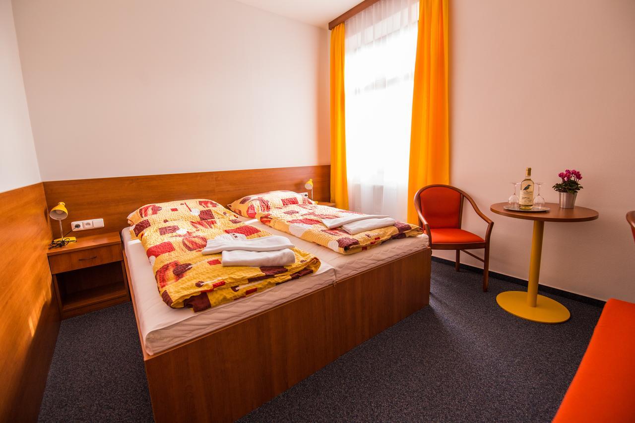 Hotel Morava 3*